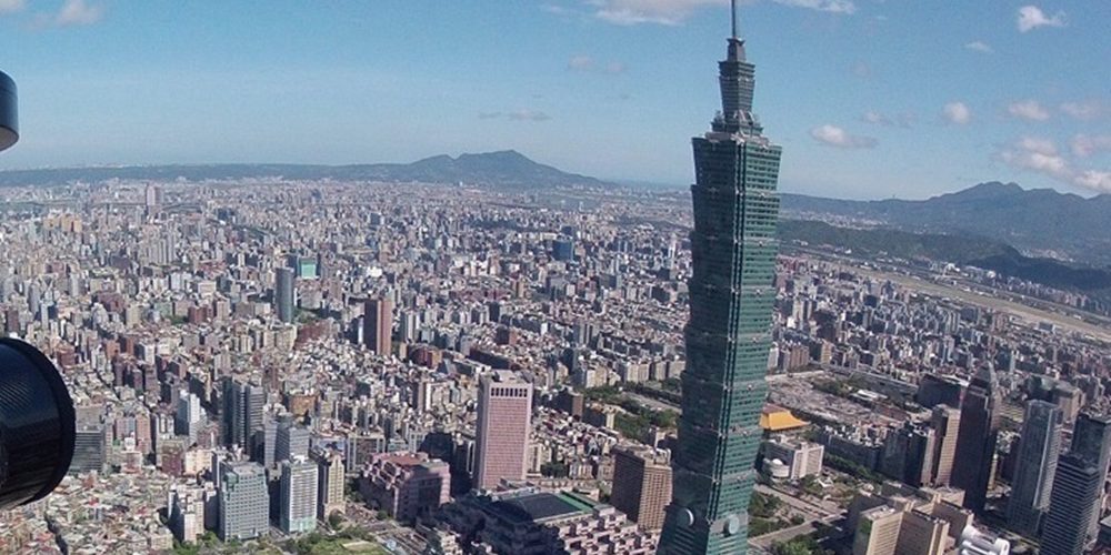 從高空「看見臺灣」　齊柏林飛閱臺灣的美麗與傷痛