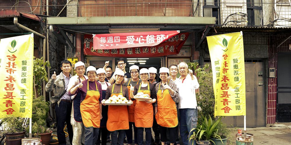 送餐做愛心　永昌長青會義賣「福氣饅頭」