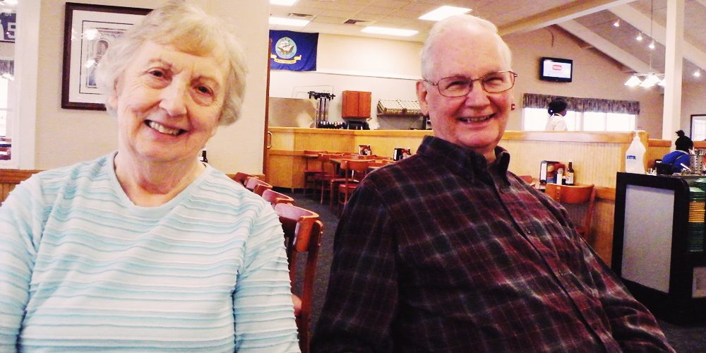 ４０歲開始規劃退休生活的愛聶與芙羅　老得健康又快樂